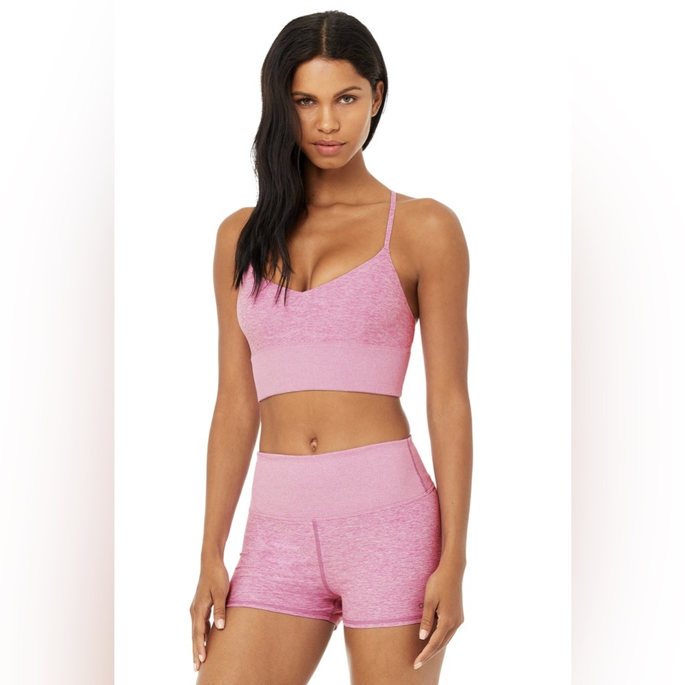 Alo yoga - Alosoft Lavish Bra Parisian Pink Heather size Large - new with tag